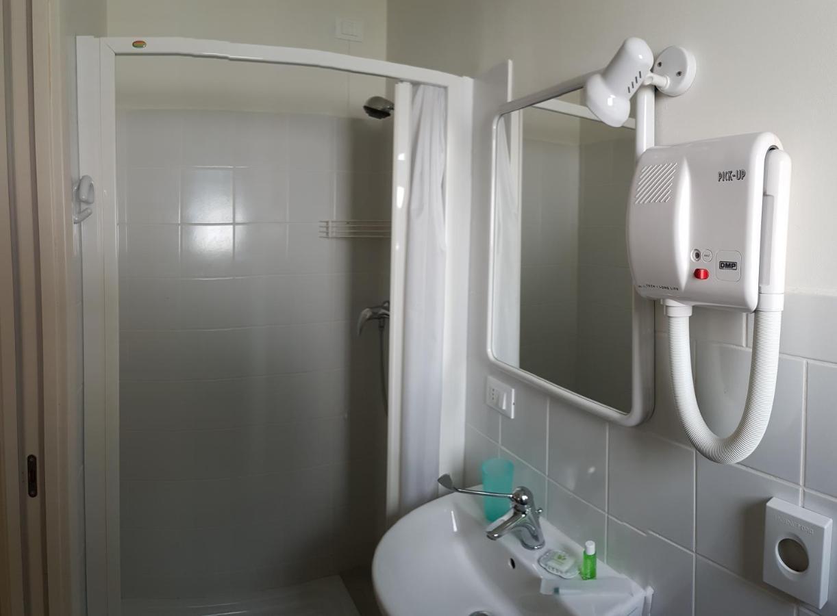 Bambu Affittacamere & Residence แตราโม ภายนอก รูปภาพ